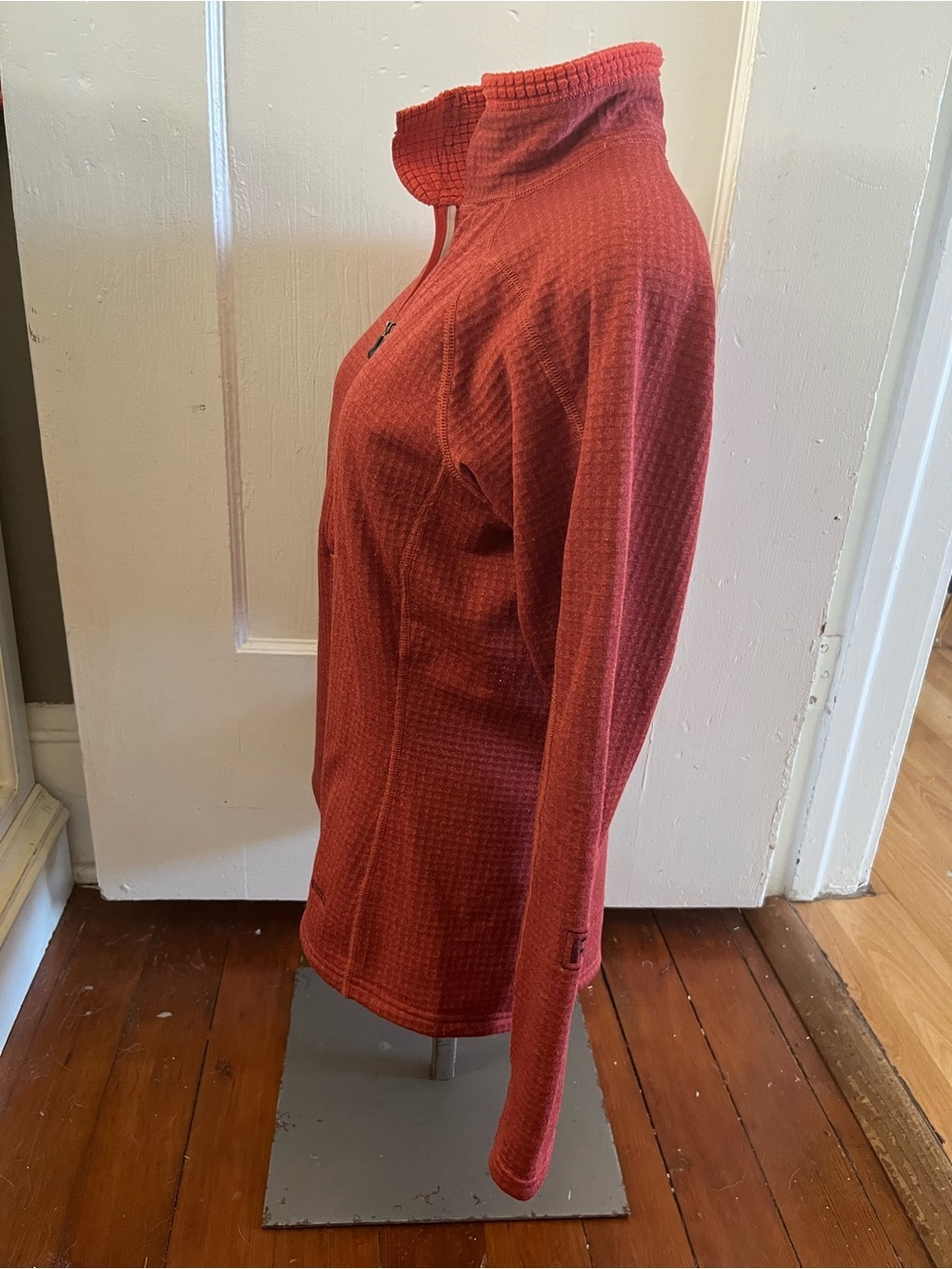 Patagonia Women's R1 Flash Quarter Zip Pullover Red Tech Fleece F4 - Picture 3 of 11
